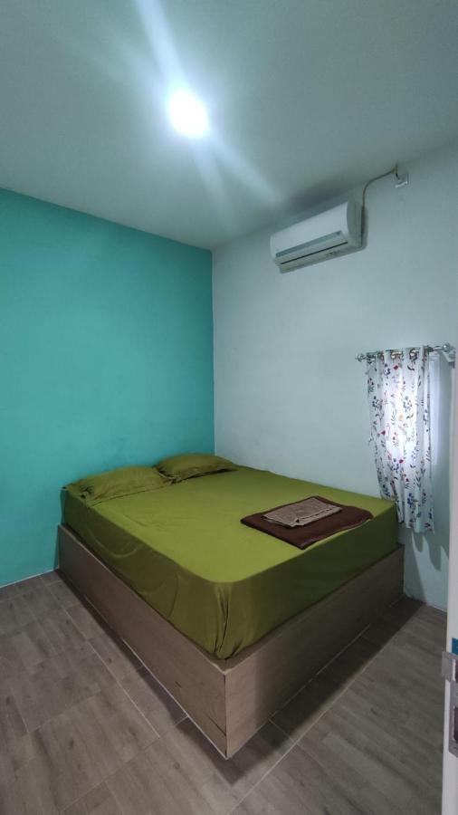 Rumah Teman Hostel Semarang Bagian luar foto